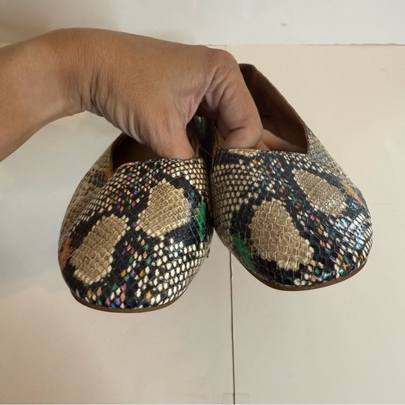 Madewell The Cory Flat in Snake Embossed Leather Light Umber Slip On Style AE220 - Picture 3 of 9